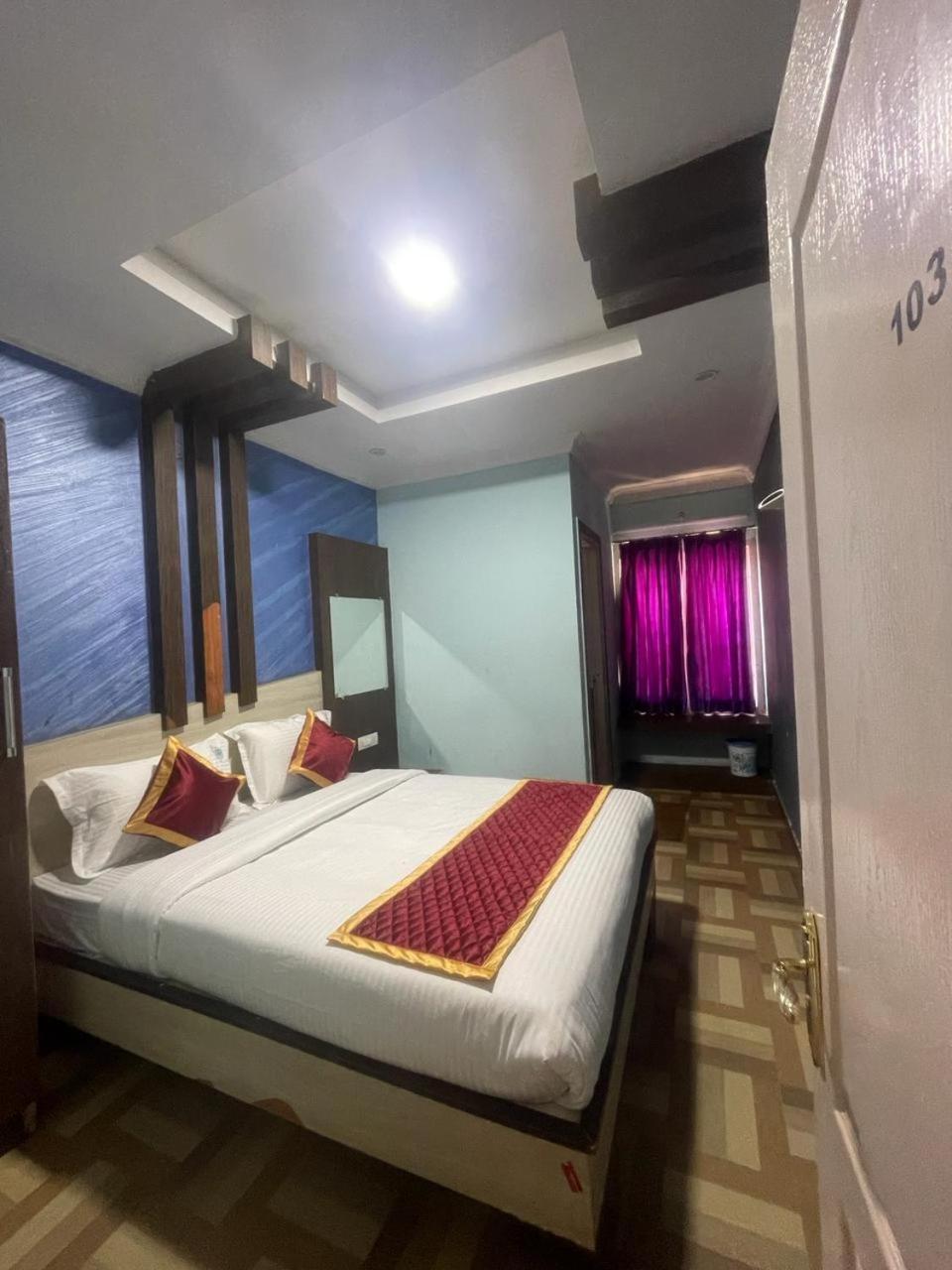 Ooty Vpr Residency Hotel Ngoại thất bức ảnh