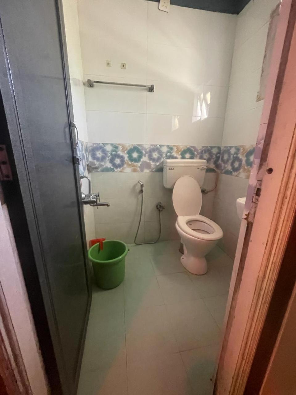 Ooty Vpr Residency Hotel Ngoại thất bức ảnh