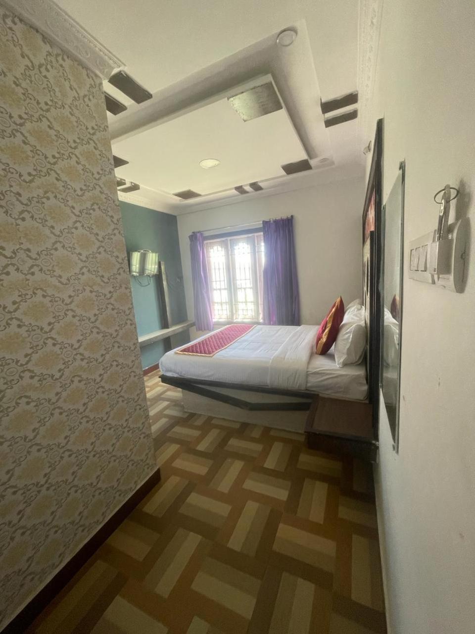Ooty Vpr Residency Hotel Ngoại thất bức ảnh