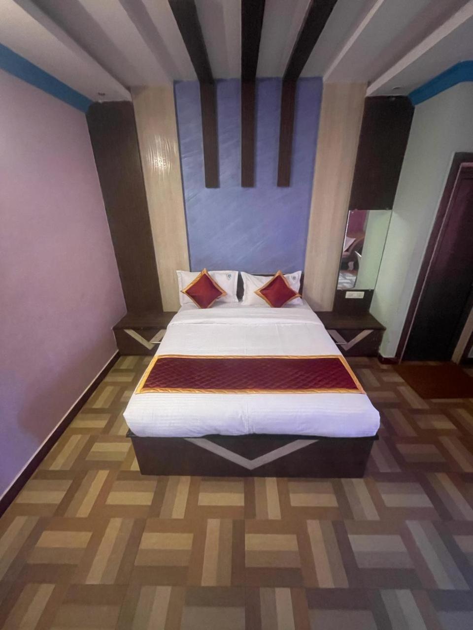Ooty Vpr Residency Hotel Ngoại thất bức ảnh