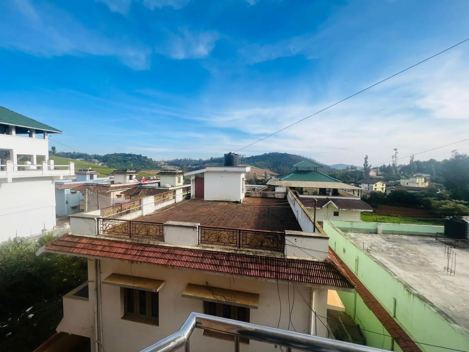 Ooty Vpr Residency Hotel Ngoại thất bức ảnh