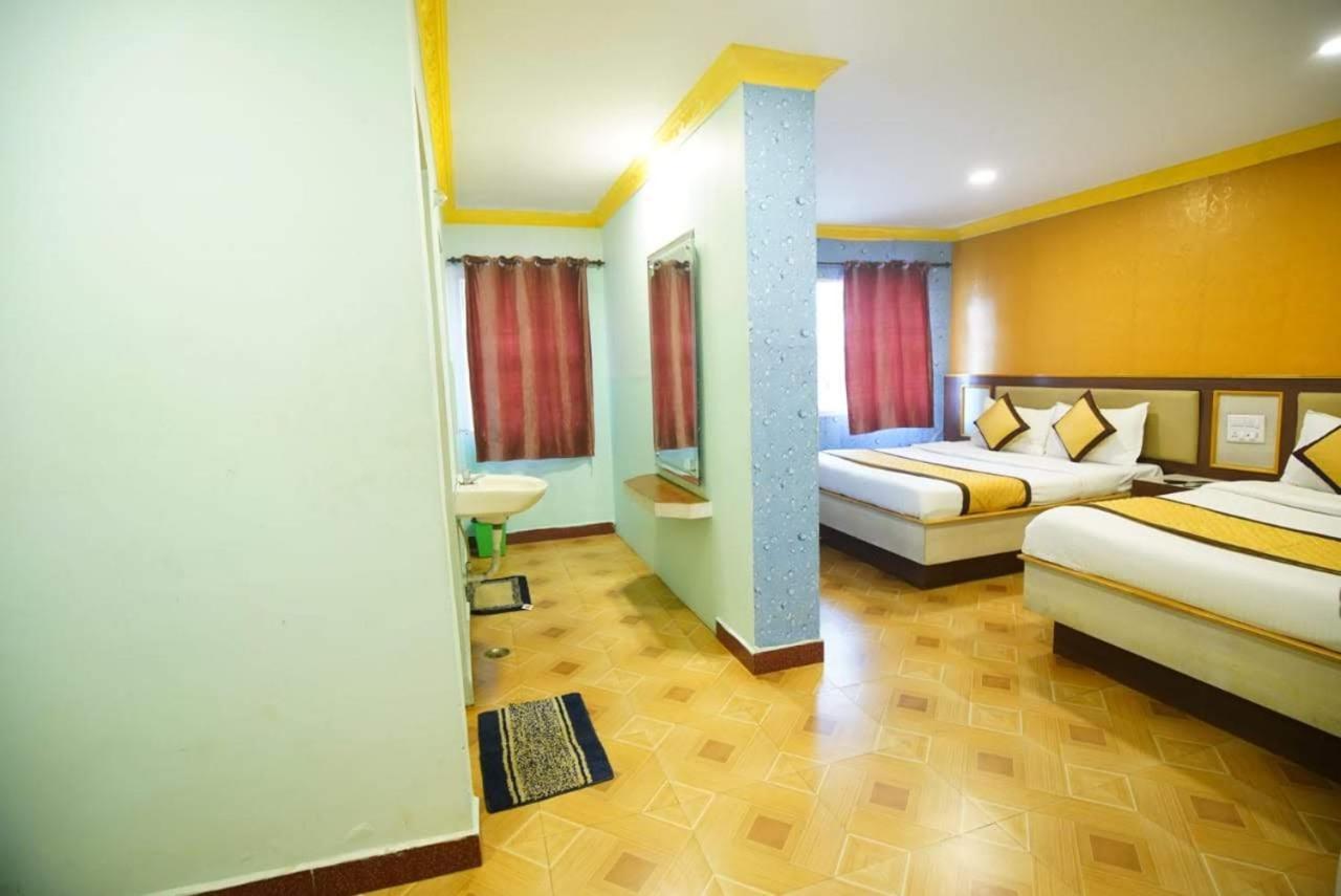 Ooty Vpr Residency Hotel Ngoại thất bức ảnh